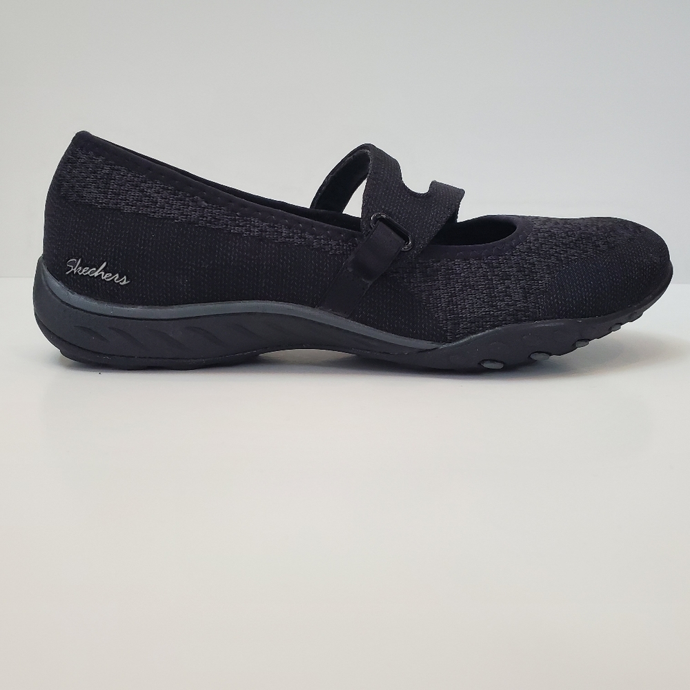 Skechers memory foam shoes